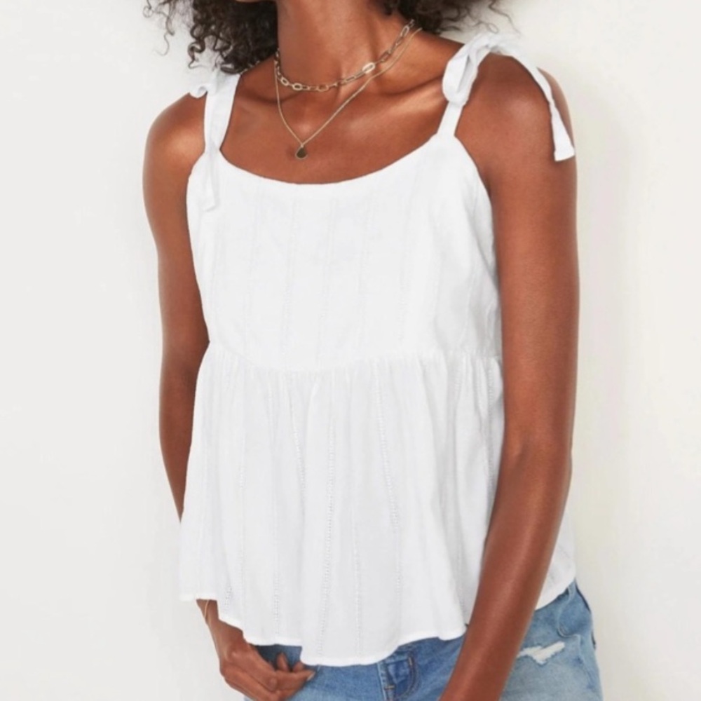 BRAND NEW Old Navy White Bow Tie Tank Top!